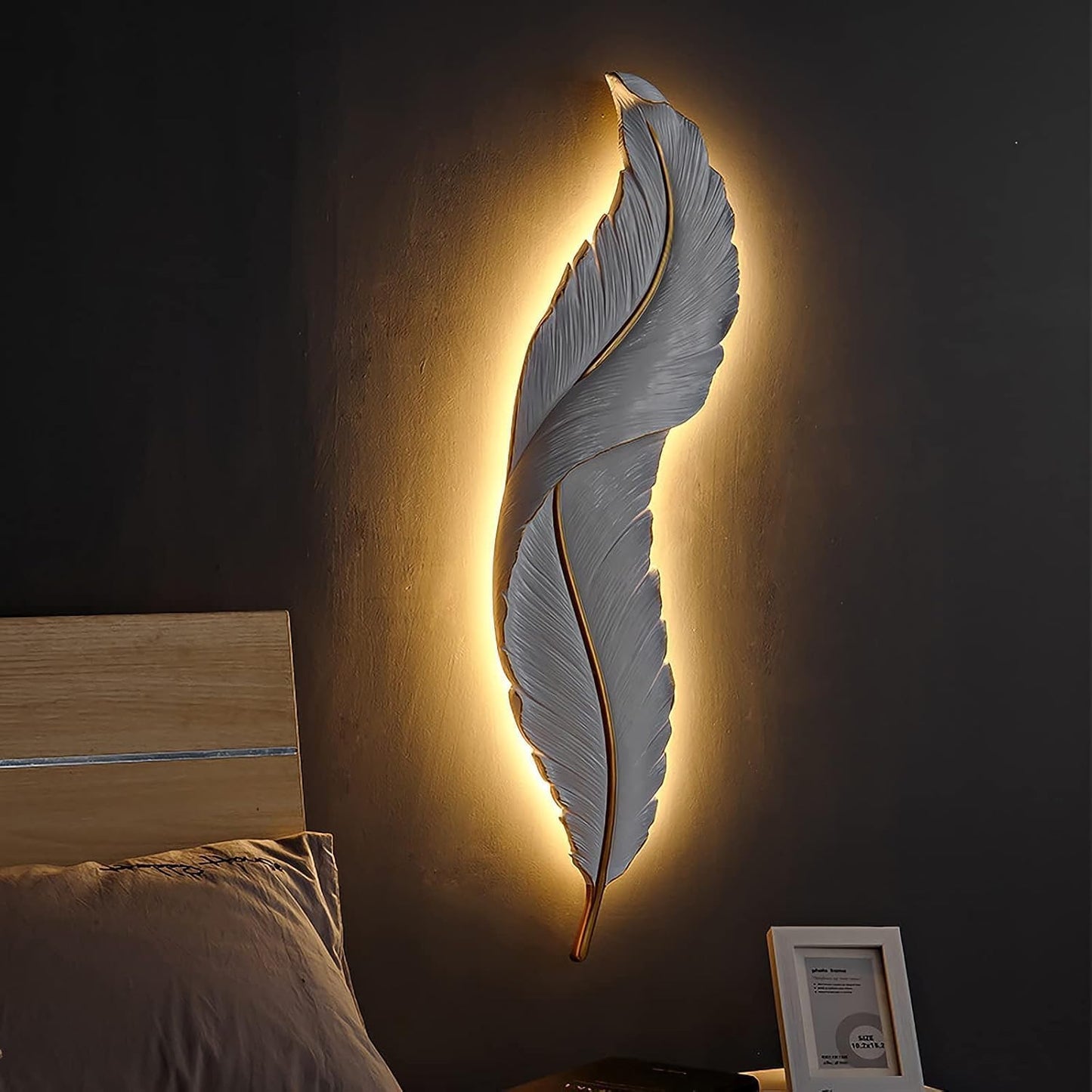 DJAMEL :Creative Wall Sconce?White Resin Feather Decorative Wall Light, LED Indoor Living Room Wall Mounted Light Fixture Lamps for Indoor Living Room