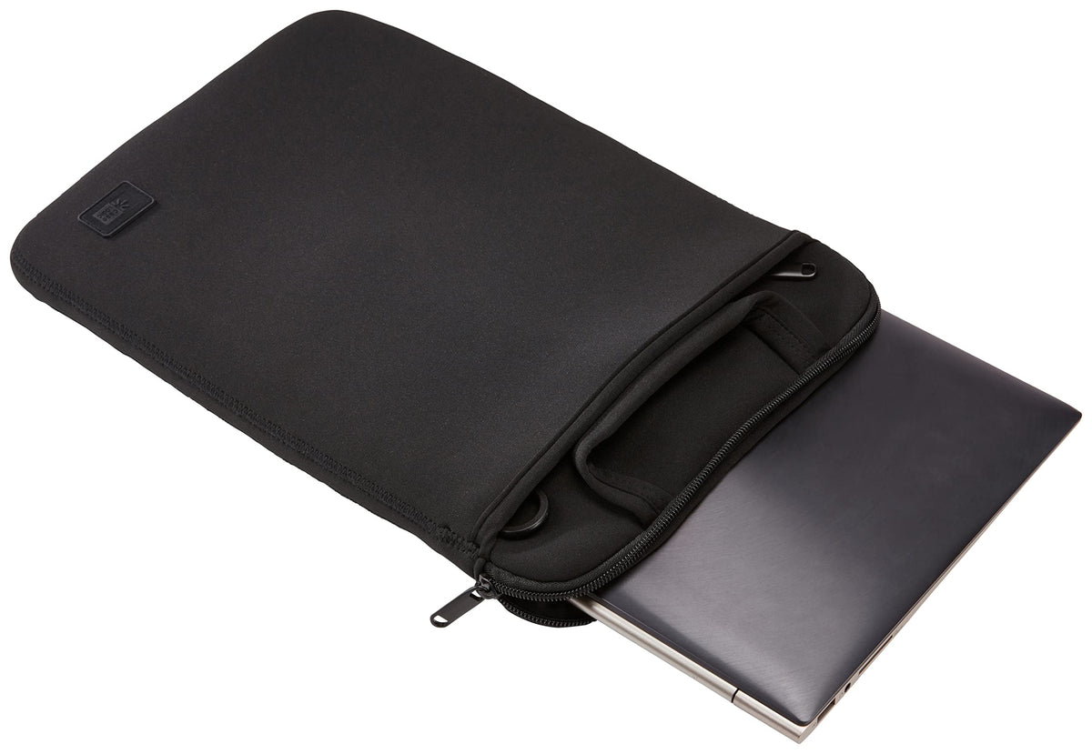 Case Logic 3204734 14 in. Quantic Chromebook Sleeve, Black
