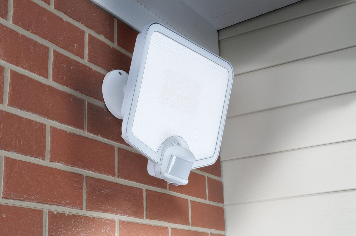 Good Earth Lighting Hyper Bright LED Motion Activated Security Flood - White, 2000 or 7000 Selectable Lumens, 3000K/4000K/5000K Color Selectable
