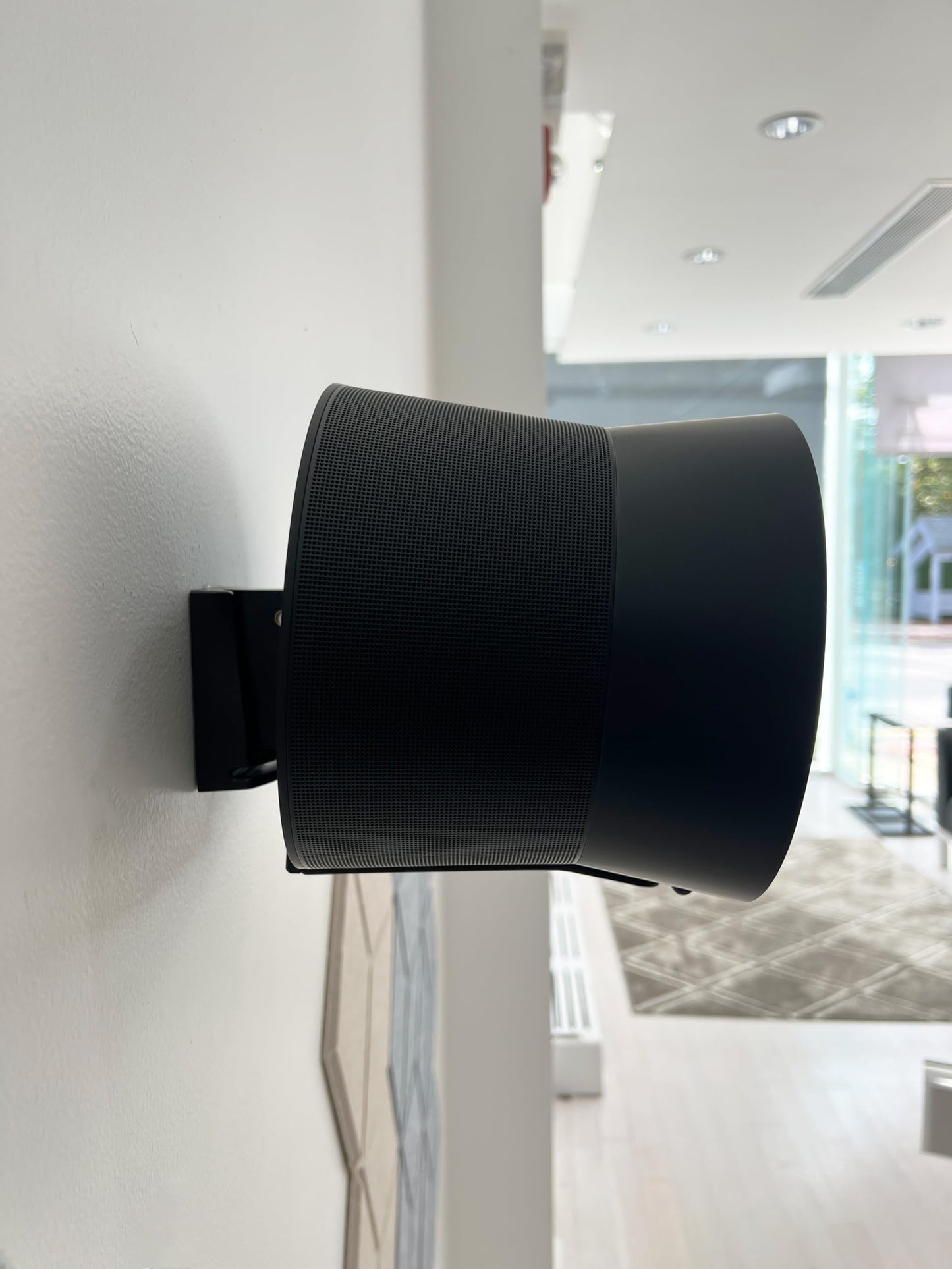 ynVISION.DESIGN Wall Mount Compatible with Sonos Era 300 Speakers - Pair - Tilt 18°/Swivel ±21° - Cable Management - Concrete/Brick/Wood Stud Mounting