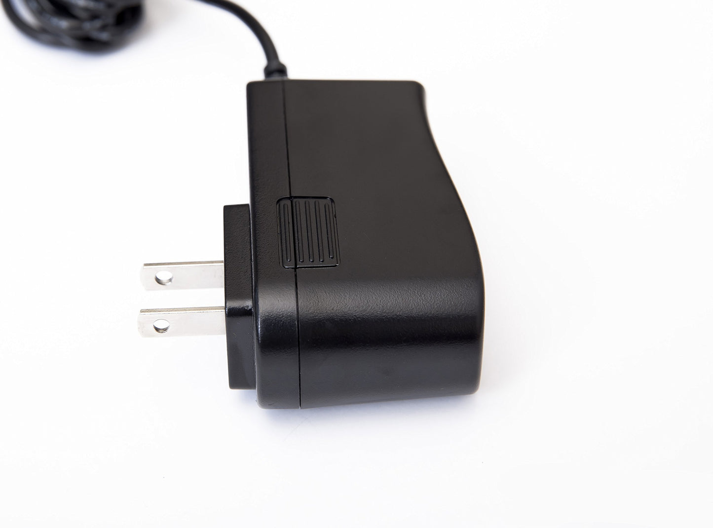 Omnihil 8 Feet AC /DC Power Adapter Compatible with RCA DHT235C 3.5 LED Digital TV (Model # 32301E-00124AA)