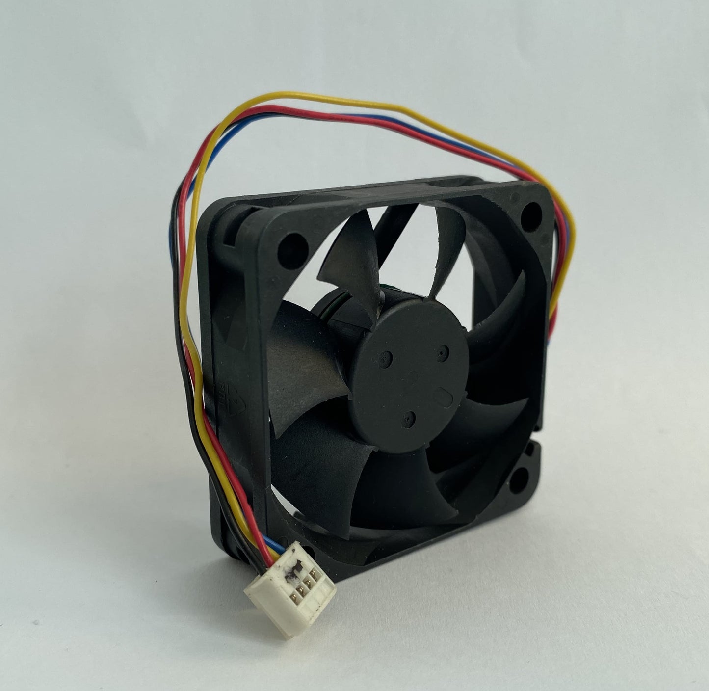 G5015M12D1+6 Fan DC12V 0.200A 2.4W 50×50×15mm Car Audio Cooling Fan