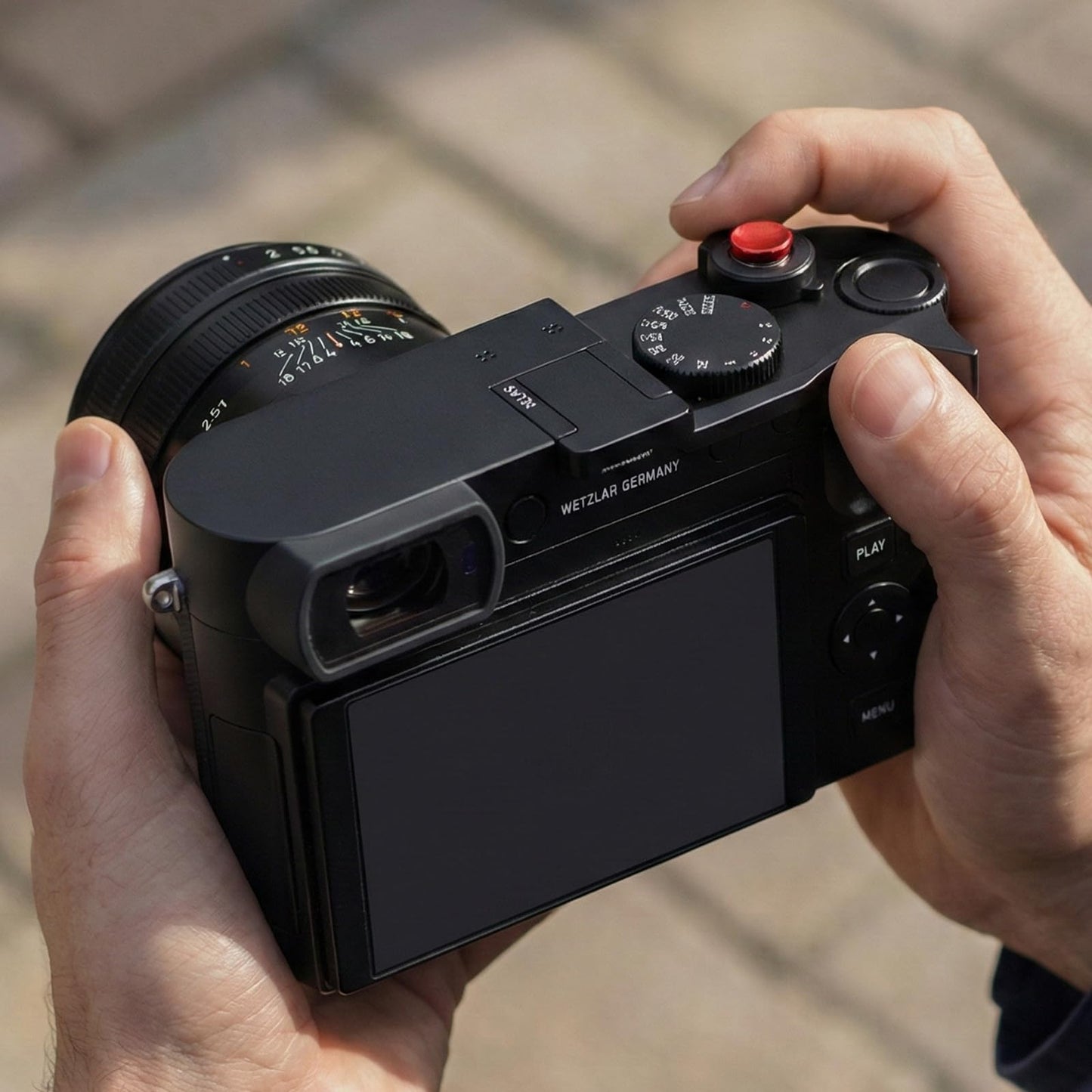 Metal Thumb Grip with Hot Shoe Cover for Leica Q3, Q3 (43) Camera Hot Shoe Thumb Hand Grip Photography Accessories (Black)