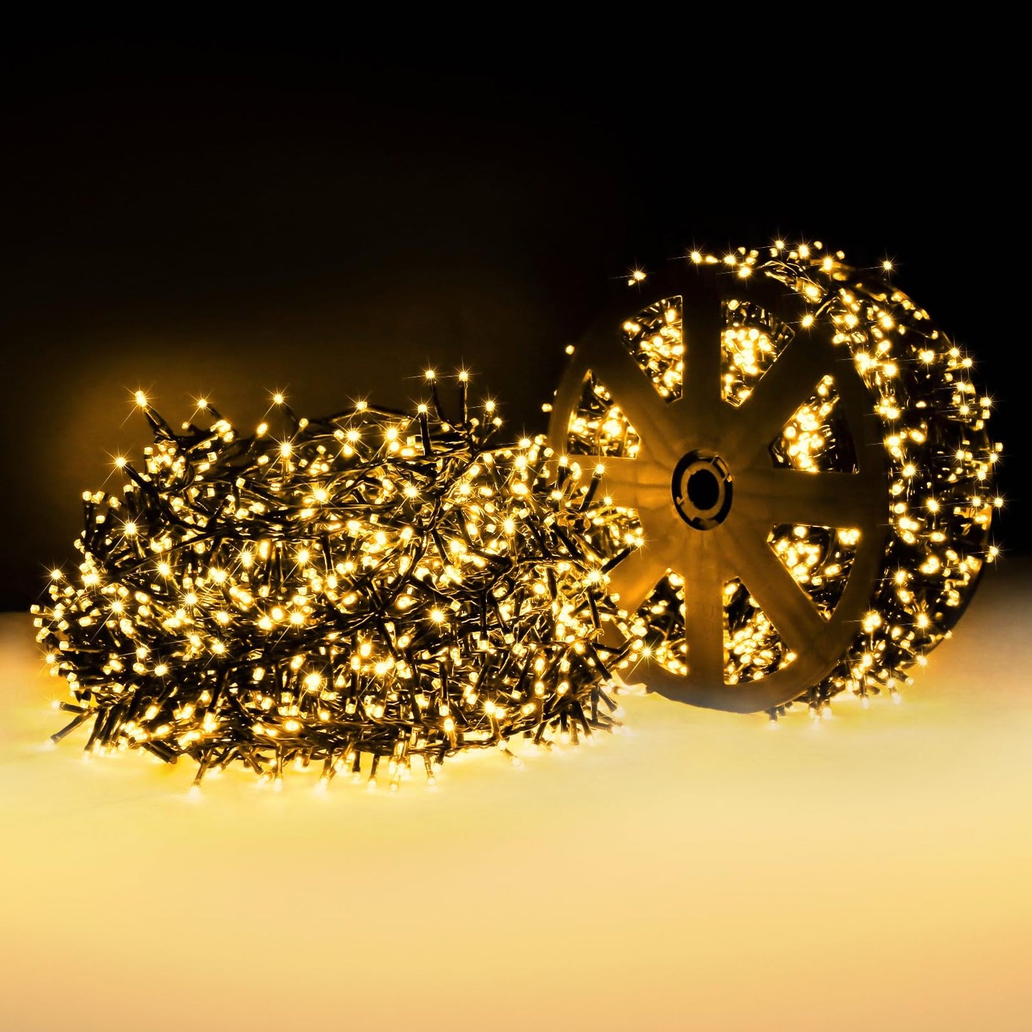 Areker 82ft 1000LED Christmas Lights Outdoor Indoor, Green Wire Christmas String Lights Plug in, Ultra Bright 8 Modes Waterproof Fairy Lights for Xmas