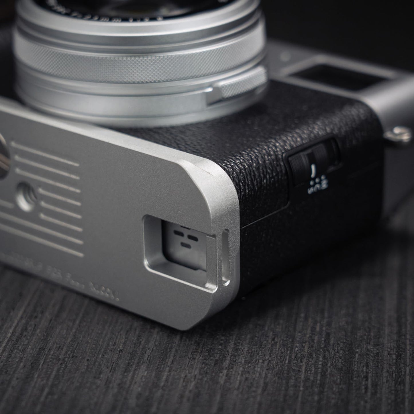 Iborrys L-Shaped Camera Handle ?Compatible with FUJIFILM X100VI Camera ?Precious Vintage Solid Wood Camera Grip | Handcrafted by Experienced Artisans