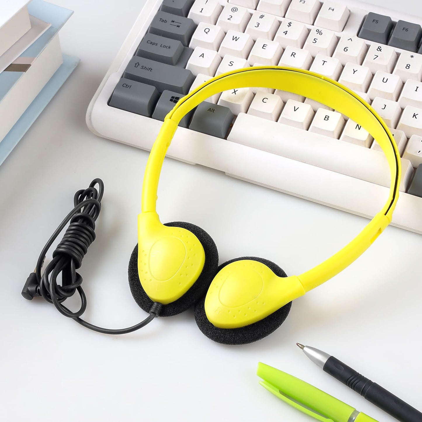 ZXQZYM Classroom Bulk Headphones 15 Pack for School Students Children Teen Boys Girls Wholesale Kids Wired Adjustable Headphones for Classroom 3.5mm…
