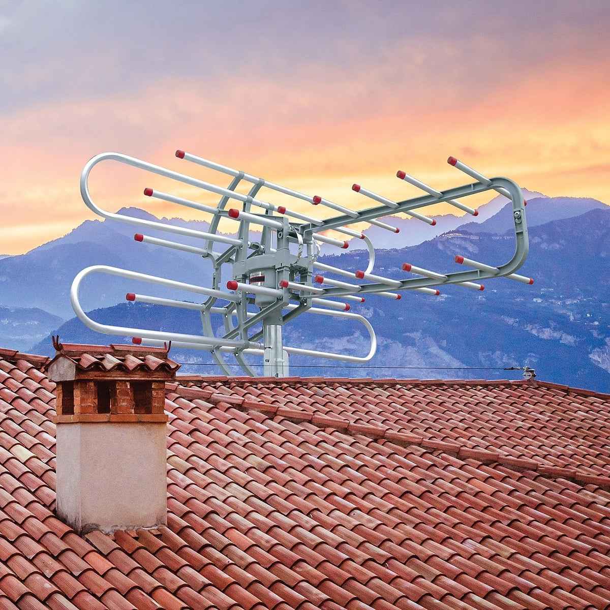 QFX ANT 106 HD/DTV/UHF/VHF/FM 360° Rotating Outdoor Antenna, Silver, one Size