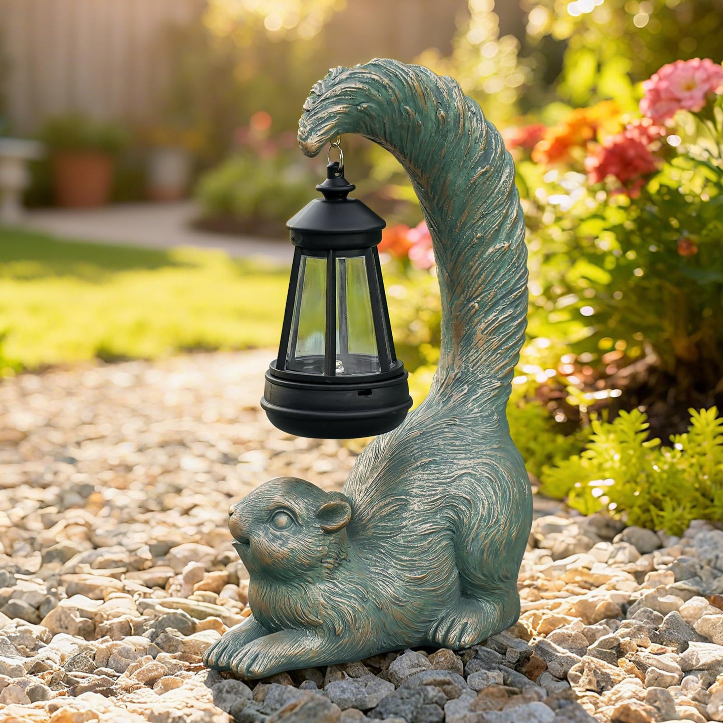 RS FURISON Solar Garden Statues Decor Squirrel with LED Lantern ,Outside Solar Squirrel Decor for Garden,Home,Lawn,Yard, Balcony Ornament- Unique