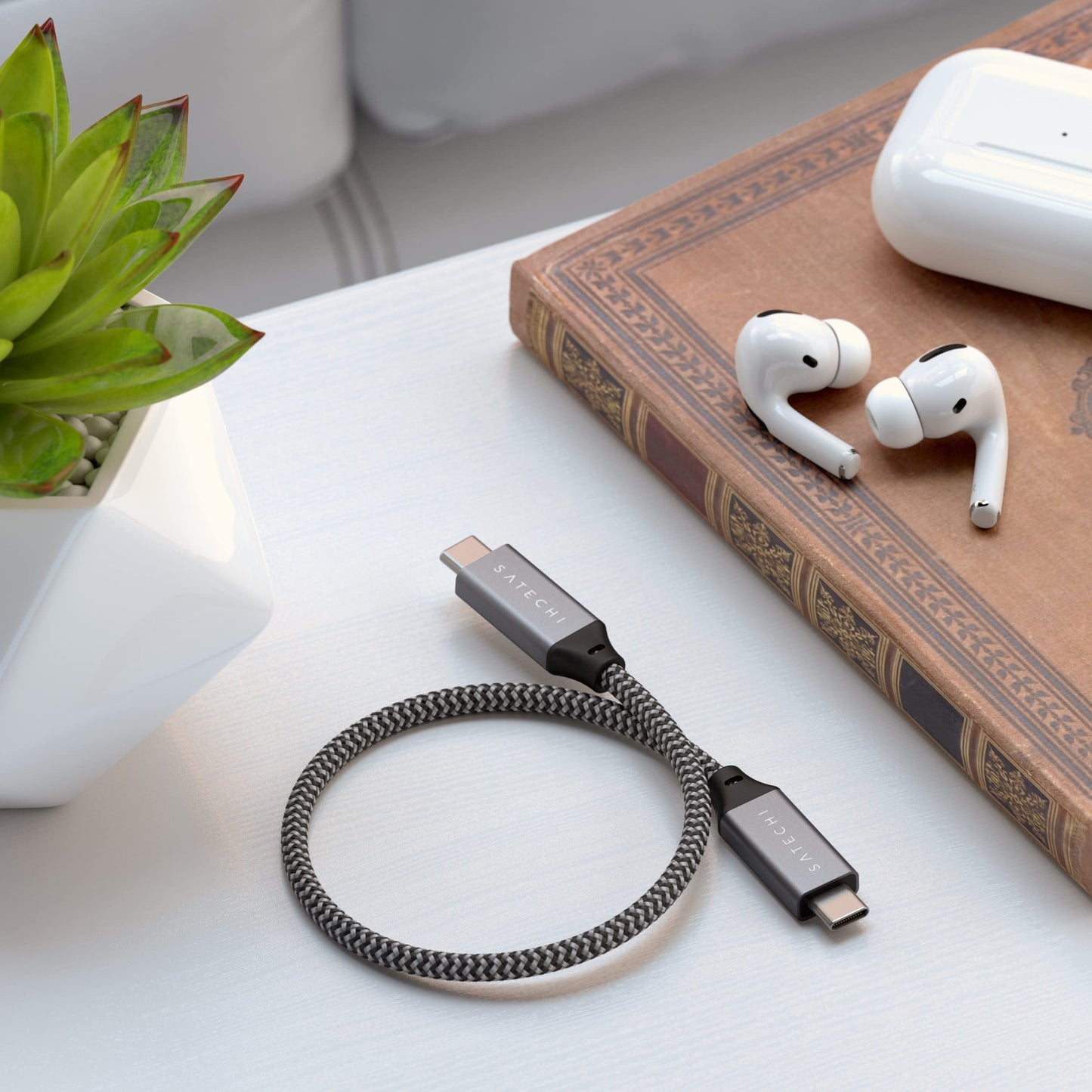 Satechi USB C to USB C Cable, USB4 Cable with 100W Power Delivery, up to 8K at 60Hz, 40Gbps Data Transfer, for M5 MacBook, iPhone 17, iPad and More