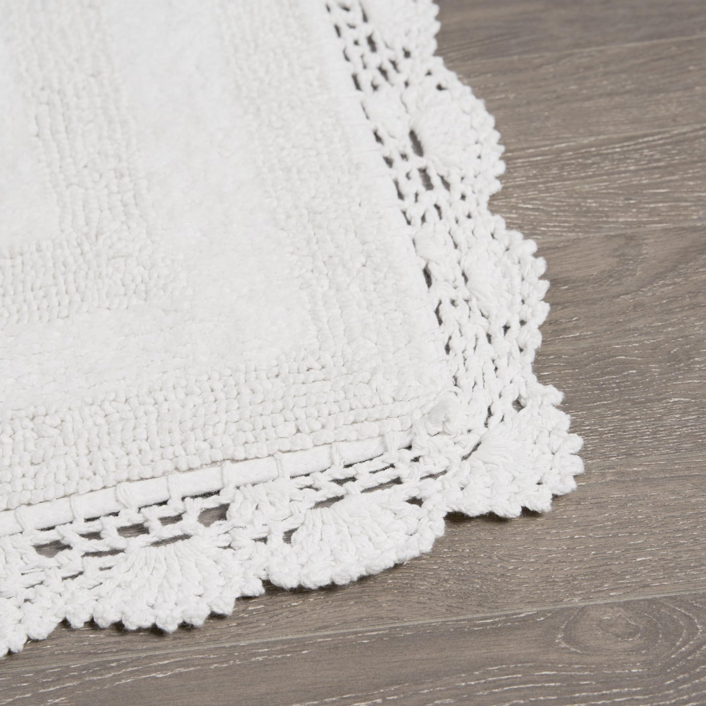 Laura Ashley Absorbent Bath Mat Reversible Crochet Soft and Plush Bathroom Mat 100% Cotton 21x34 Bath Rug, White