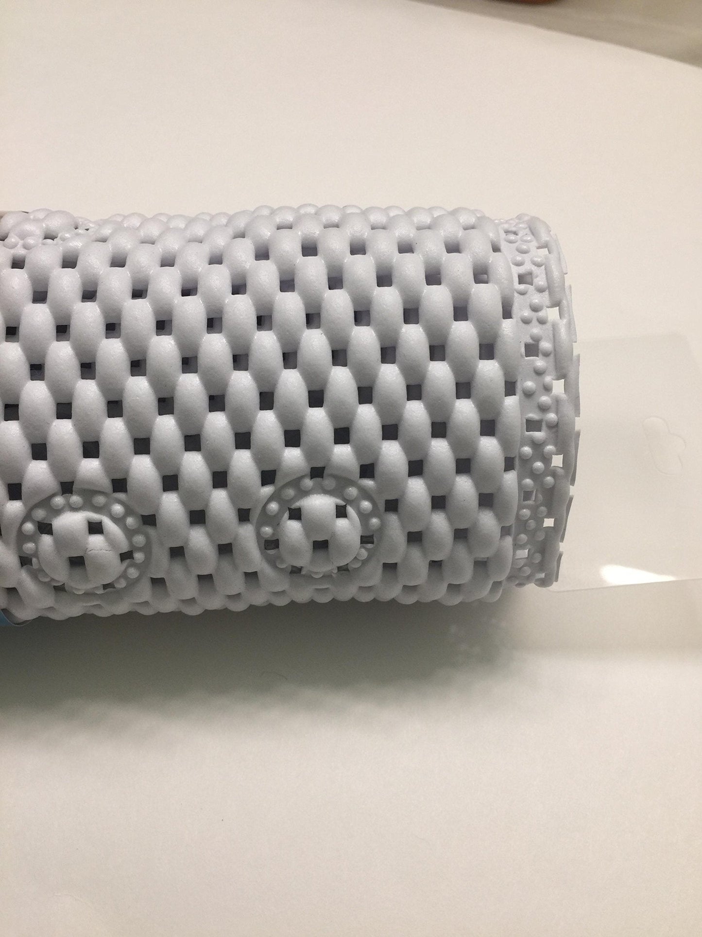 Popular Bath Waffle Weave TUB MAT White Style PVC Foam, Premium Quality Nonslip, Simple USE Place Directly Over Drain, Size 17"x 36", White