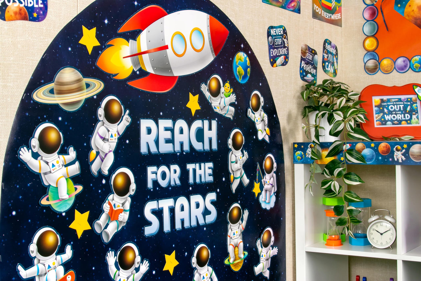 Teacher Created Resources Night Sky Better Than Paper Bulletin Board Roll (TCR77897)