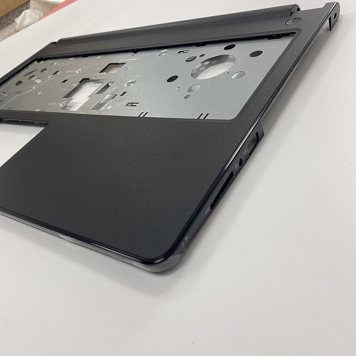 New Replacement for Dell 15 3565 3567 Laptop Upper Case Palmrest Assembly Part 4F55W 04F55W Top Cover Black