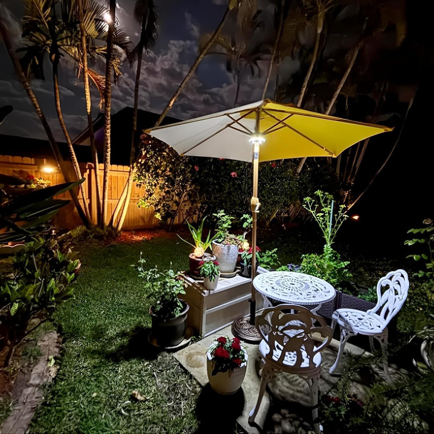 OYOCO Patio Umbrella Light 3 Brightness Modes Cordless,with 28 Cool White LEDs-4 * AA Battery Operated Umbrella Lights,Fits 1.15"-2" Umbrella