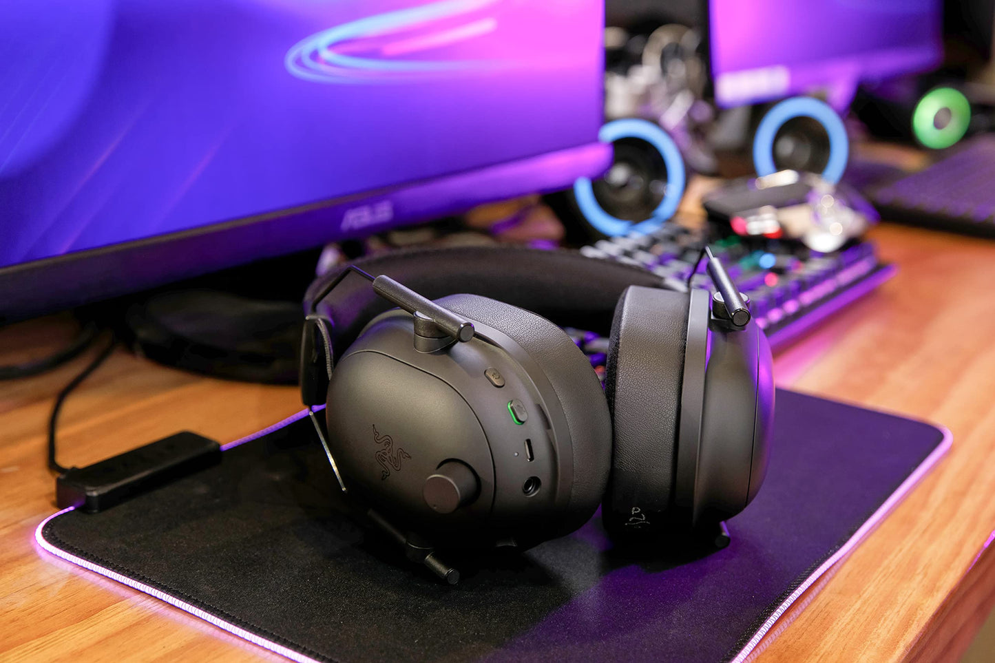 WC Freeze Blackshark - Cooling Gel Earpads for 2020-2022 Razer Blackshark V2 & V2 Pro (Does Not Fit 2023 Model) by Wicked Cushions - Boost Comfort