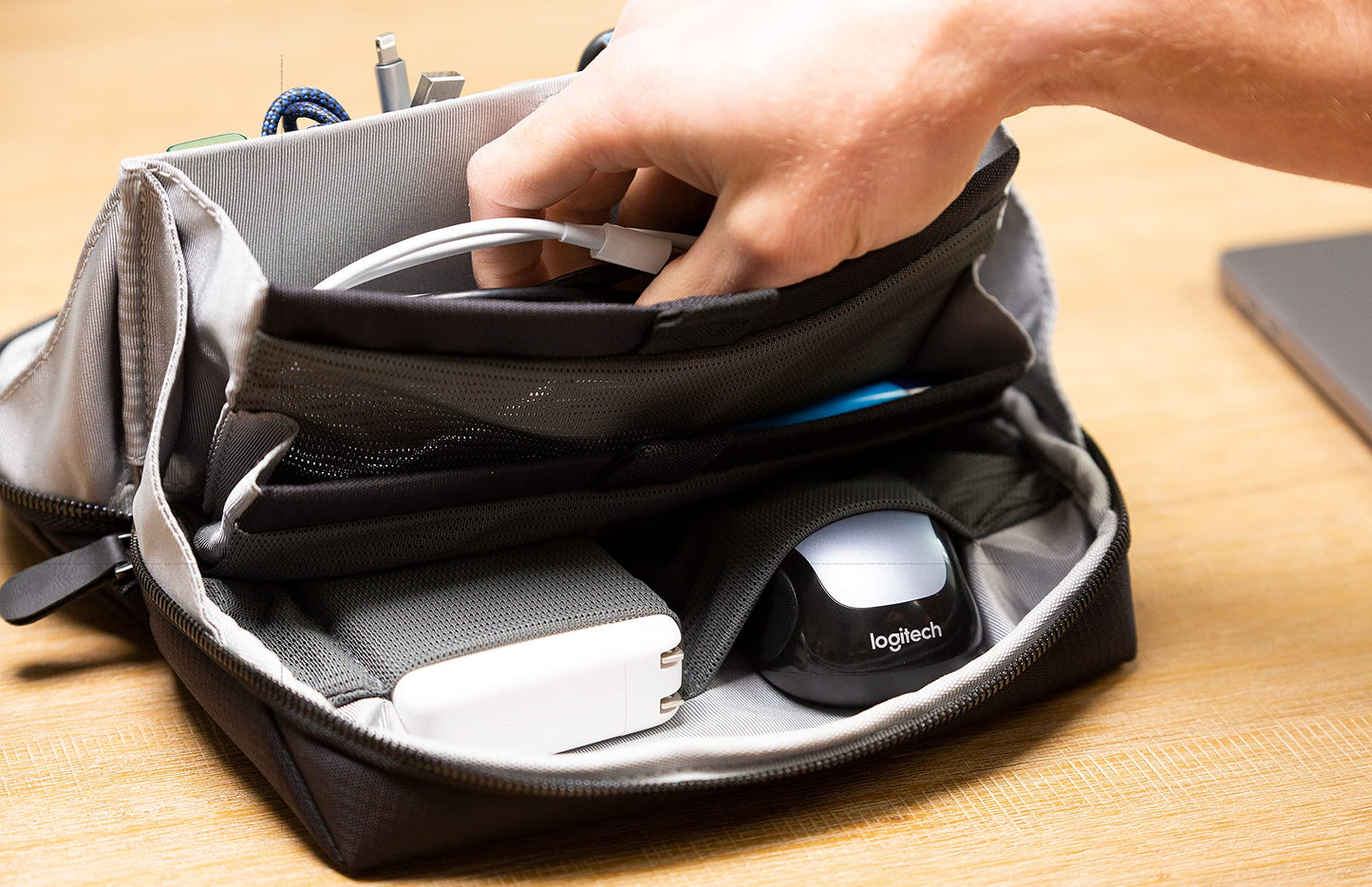 Taskin Electronic Organizer/Tech Accessories Pouch/Cable Organizer