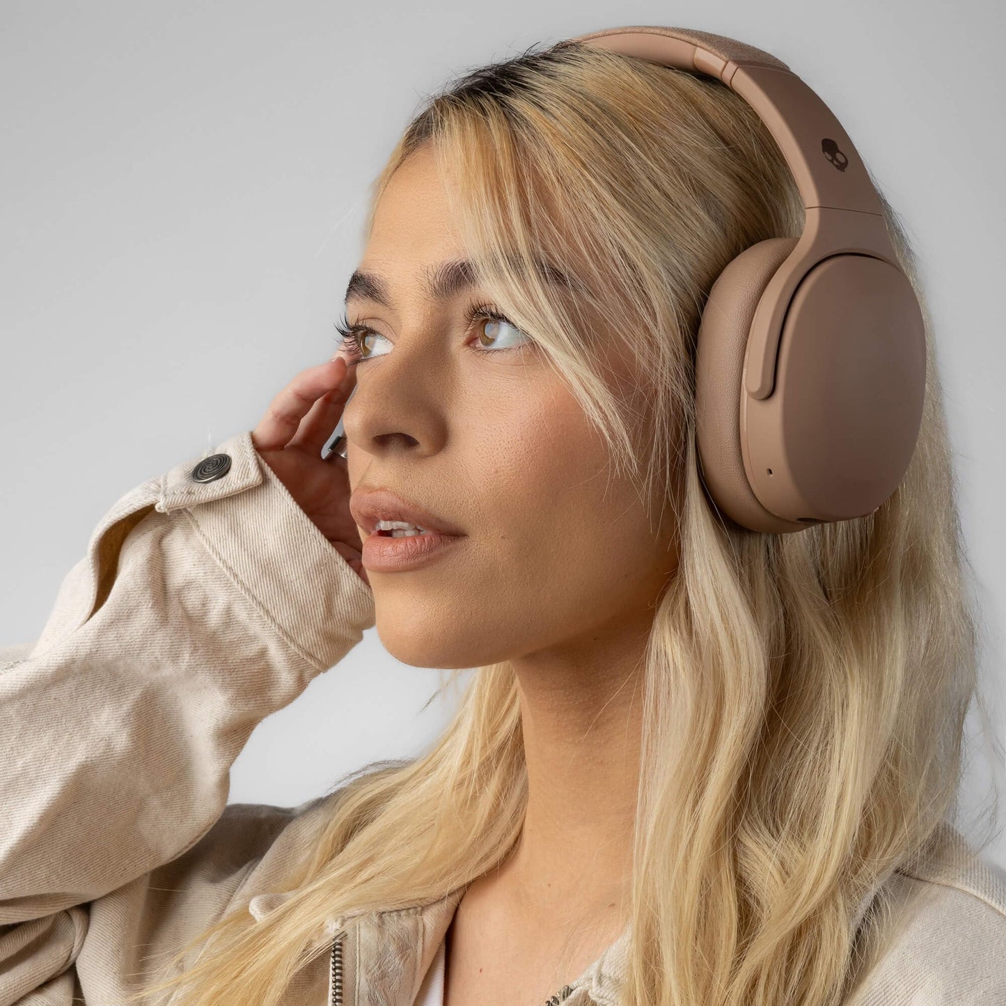 Skullcandy Crusher Evo Wireless Bluetooth Headphones with Multi-Sensory Bass, Noise Isolating Over-Ear Fit, Up to 40 Hours Battery, Microphone…