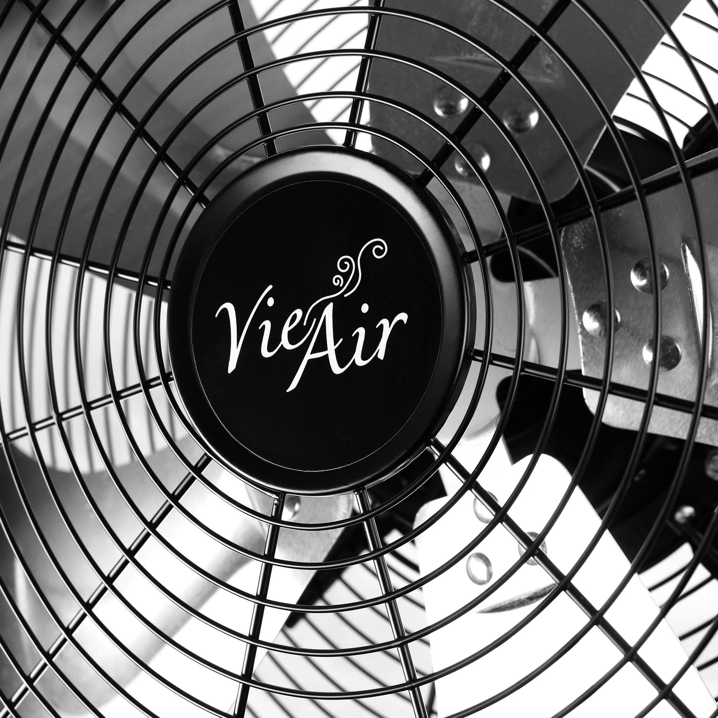 Vie Air 20" Industrial Heavy Duty Powerful and Quiet Metal High Velocity 360 Degree Tilting Pedistal Drum Fan