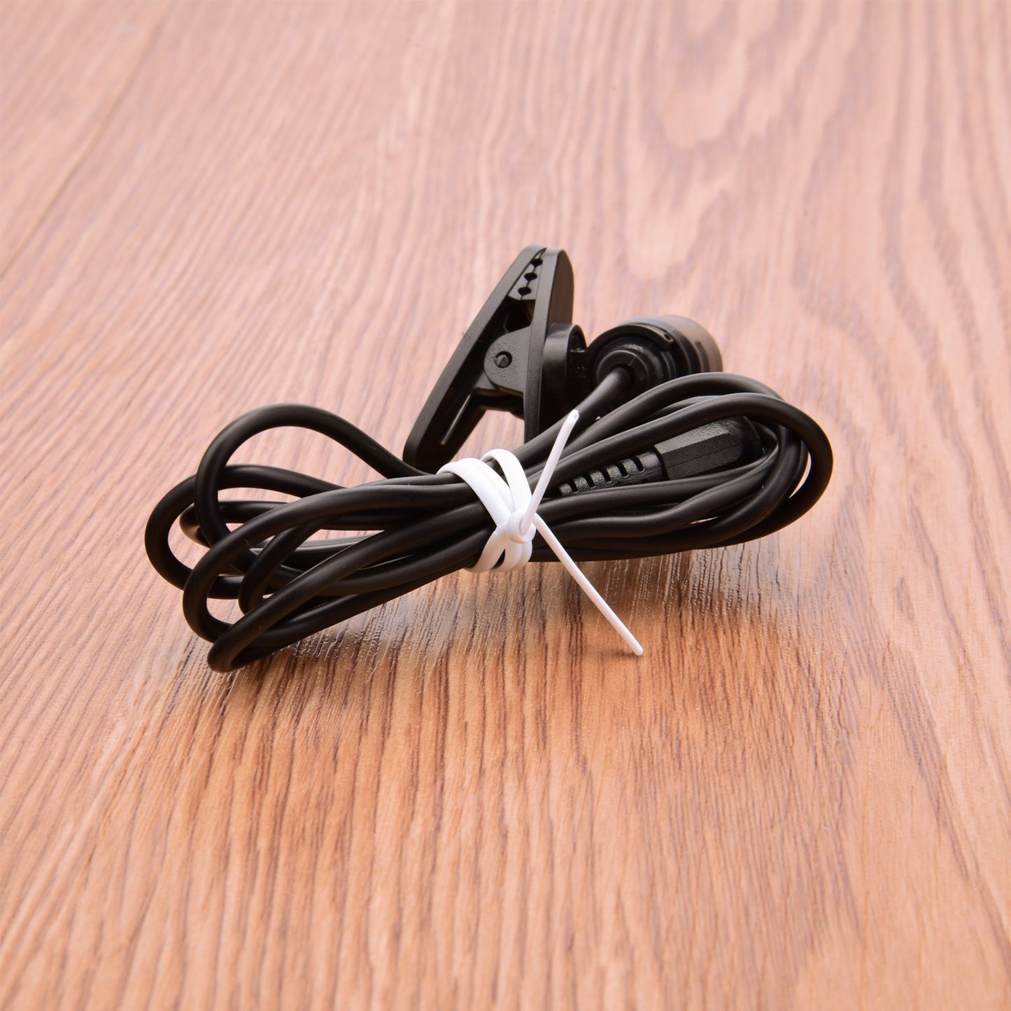 Sunmns 250 Piece Twist Cable Cord Wire Ties Reusable Fastening (6 Inch, White)