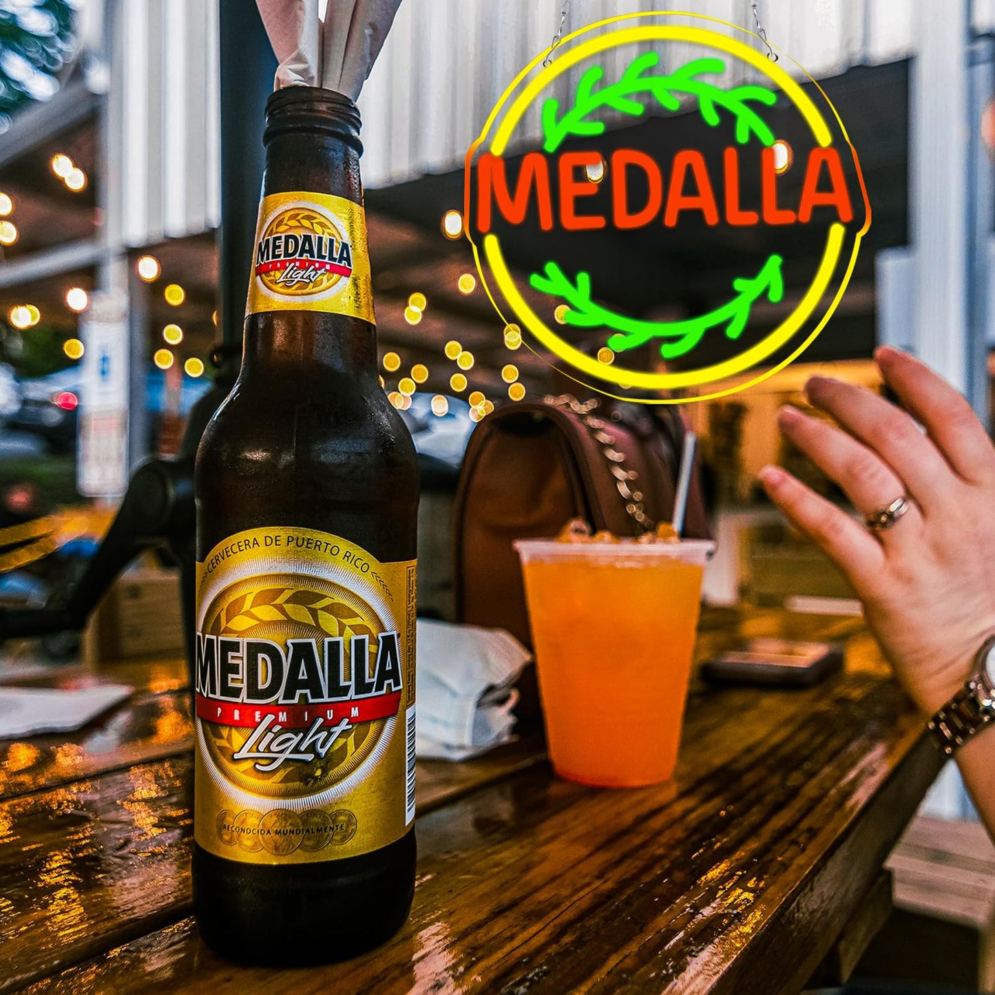 WonderfulLife Beer Light Neon Signs for Medalla in Bar Pub Club or Garage,Bright Led Light for Home Bar and Man Cave Decor,Wall Art Lighting