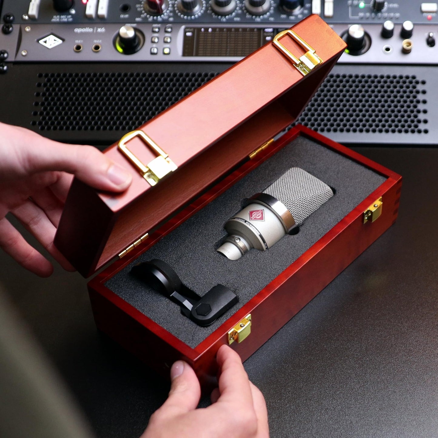 Melon Audio Wood Microphone Case for Neumann TLM 102 | Microphone Box Protective Wood Case Premium Quality with Foam Insert for Both TLM mic and Mic
