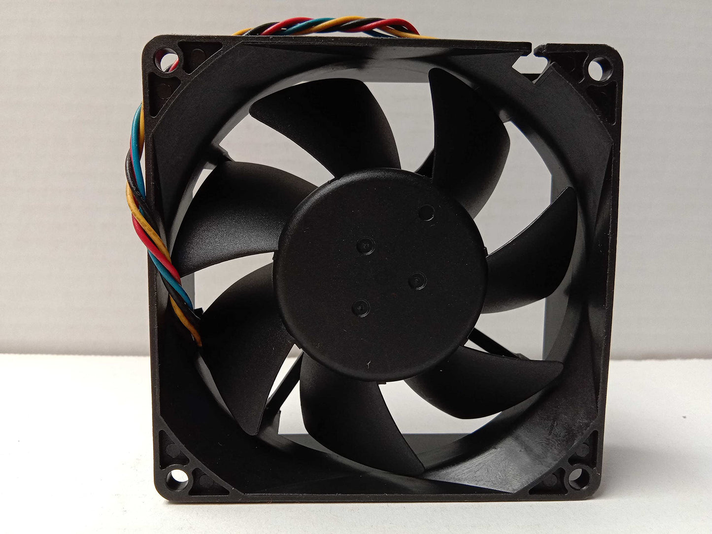 ELOMILE 12V 90mm Fan, 0.60A 4-Pin Temperature Control, 90*90*32MM, Desktop, Laptop, Server, Gaming Console Compatible