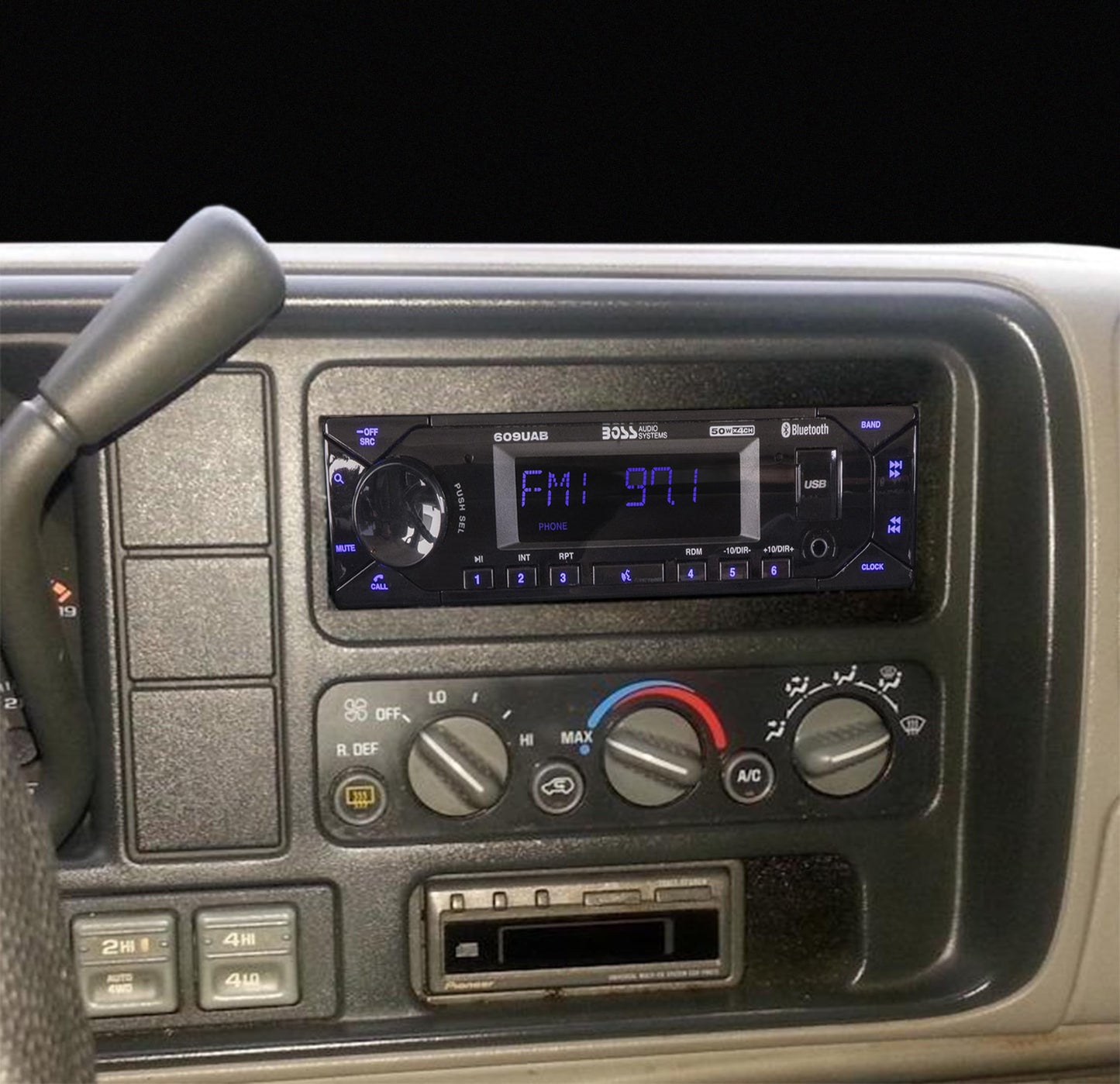 Scosche GM9505CS Complete Single DIN Stereo Installation Kit for Select Non-Amplified 1995-05 GM Full Size Trucks and SUV's - No Steering Wheel Remote