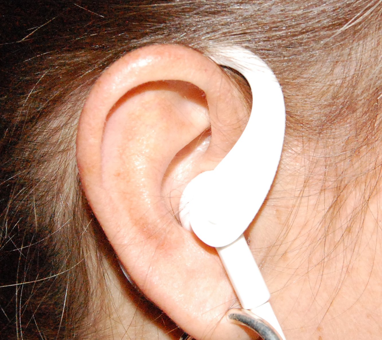 Only for Apple Wired EarPods - Designed to snap onto The Standard Wired EarPods That Ship with iPhone; Will not Work with Any Wireless or Bluetooth…