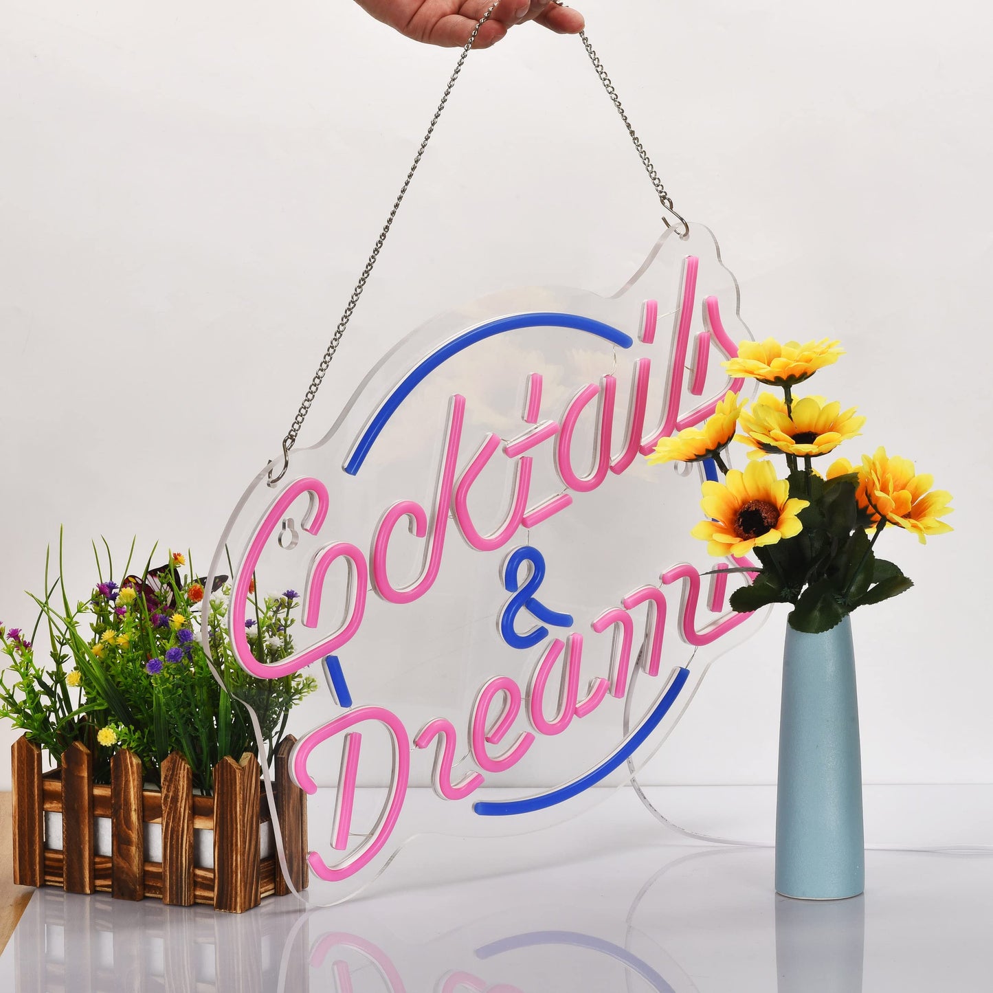 Cocktails and Dreams Neon Sign for Wall Decor Neon Signs with Dimmable Switch LED Neon Signs Bedroom Beer Bar Neon Light Sign Hotel Party Club Office