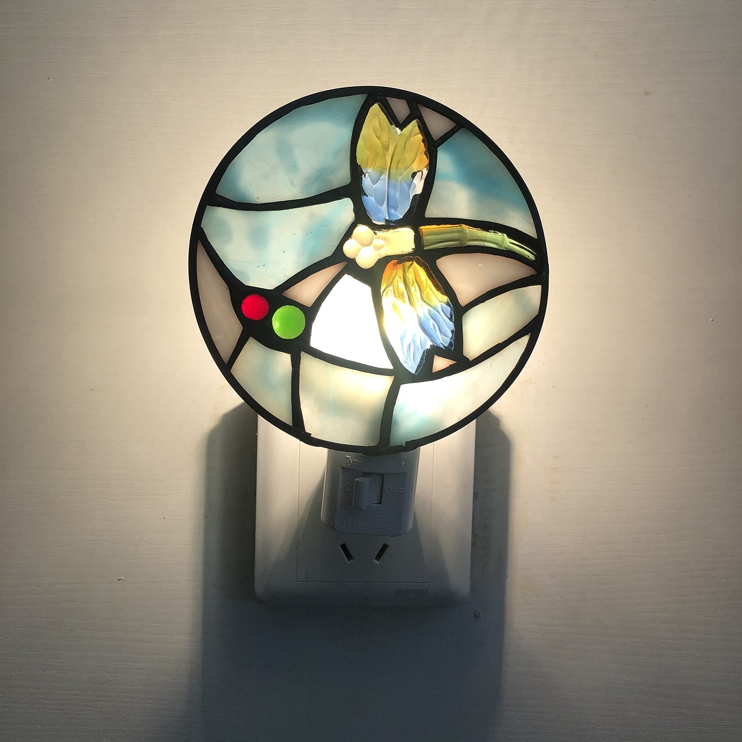 DUONAYU Stained Glass Dragonfly Night Light, Bedside Light, Suitable for Bedroom, Living Room, Children's Room, Plug into Wall