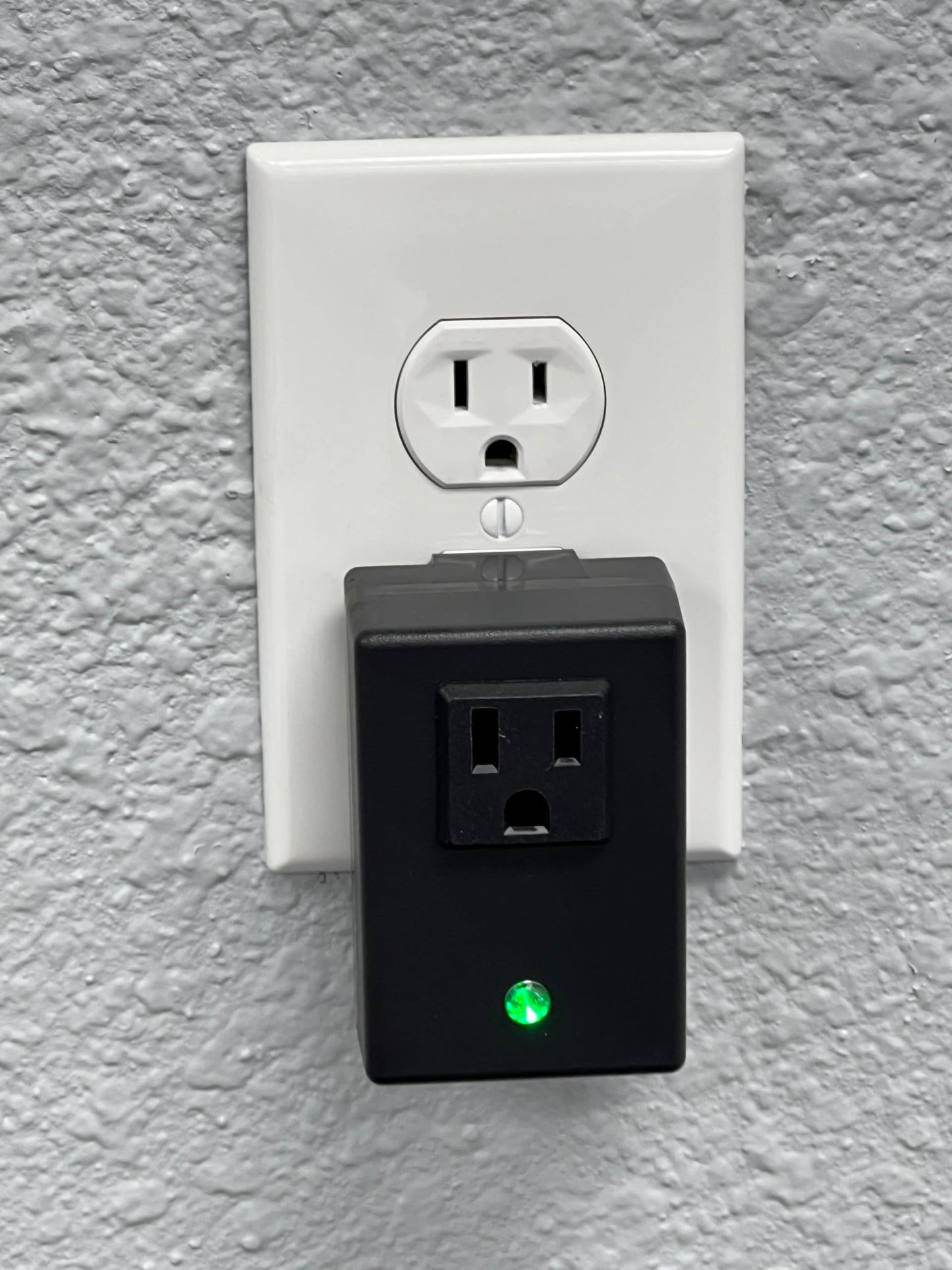 SSP120V Plug in Outlet 120V Surge Protector Great for Medical Equipment Like CPAP, Oxygen Machines, Home Electonics, RV, Marine and More. Protect Your