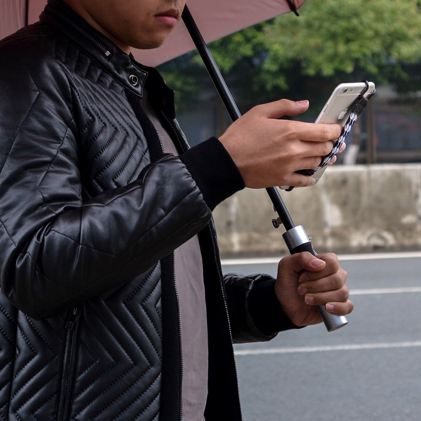 TFY Hand Strap Holder compatible with iPhone, Samsung & Other Smartphones - 14 Pro Max / 14 Plus / 13 Pro / 12 / 11 / XS Max / XR / X / 7 / 8 Plus