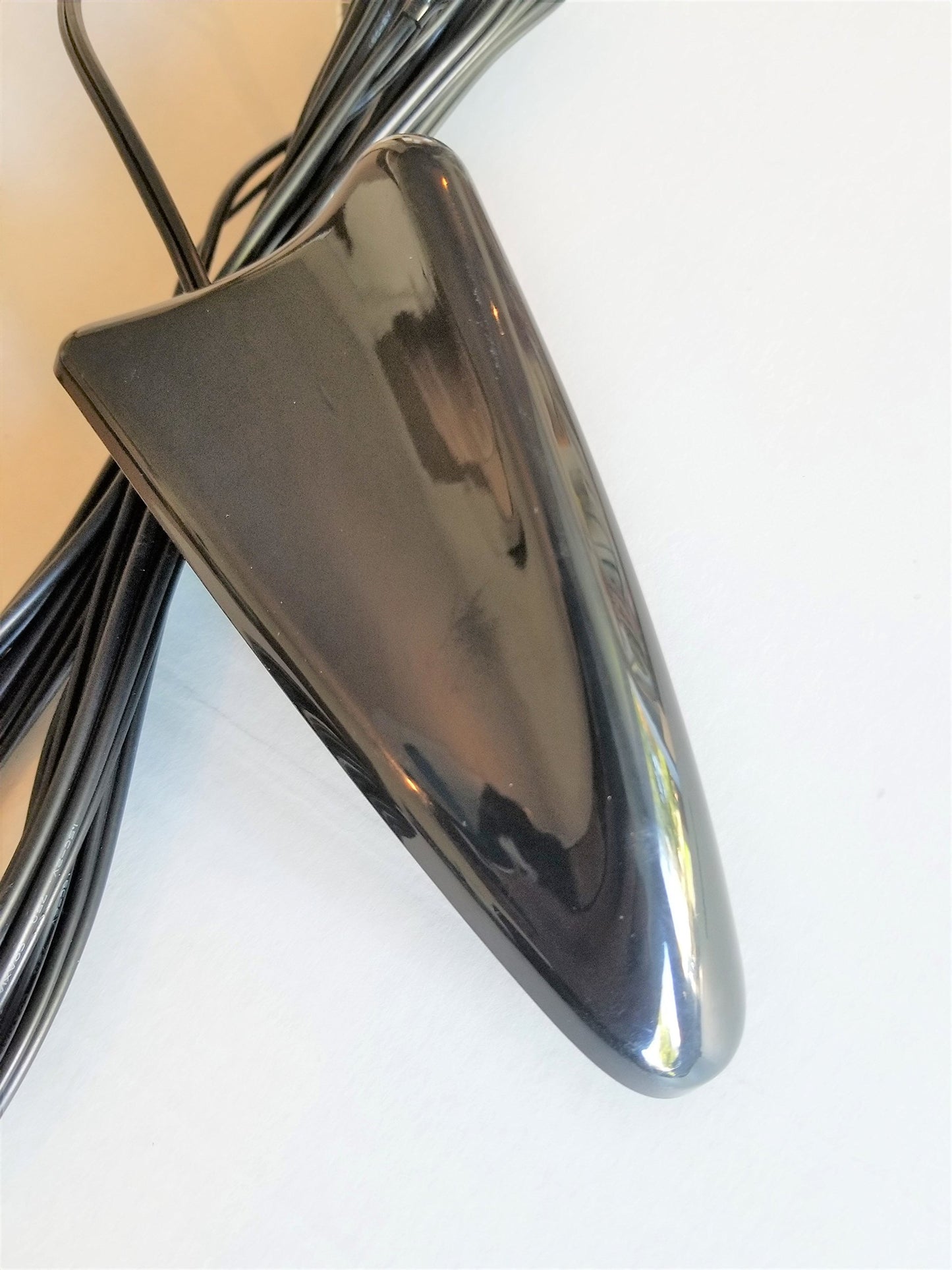 Powerhouse TEP USA Shark Fin AM FM Amplified Amplifier Marine Car Truck Offroad Antenna Stereo Radio 12V
