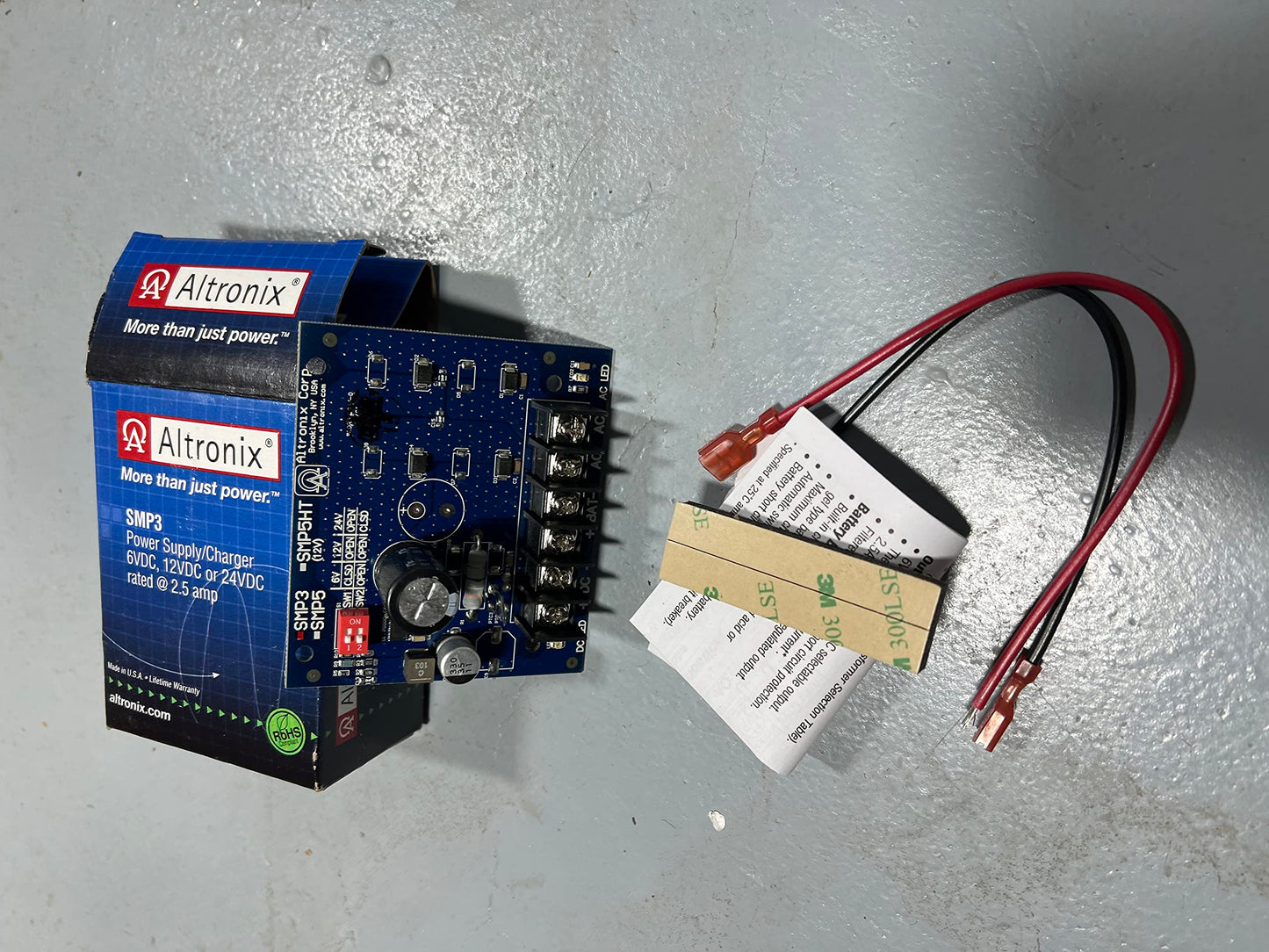 ALTRONIX SMP3 6 12 OR 24VDC @ 2.5 AMP, PC Board, Switching Power Supply Charger