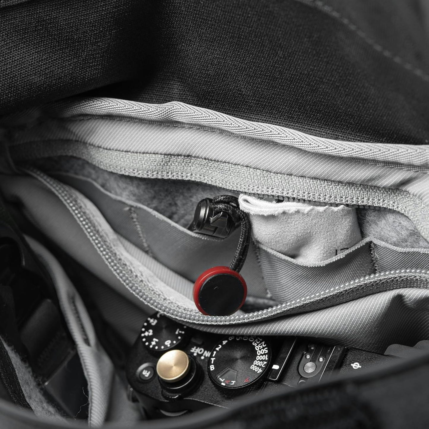 Peak Design Field Pouch V2, Black, 2-in-1 Organizer and Sling Bag, Adjustable Shoulder Strap and Integrated Belt Loops, Weatherproof Nylon Canvas
