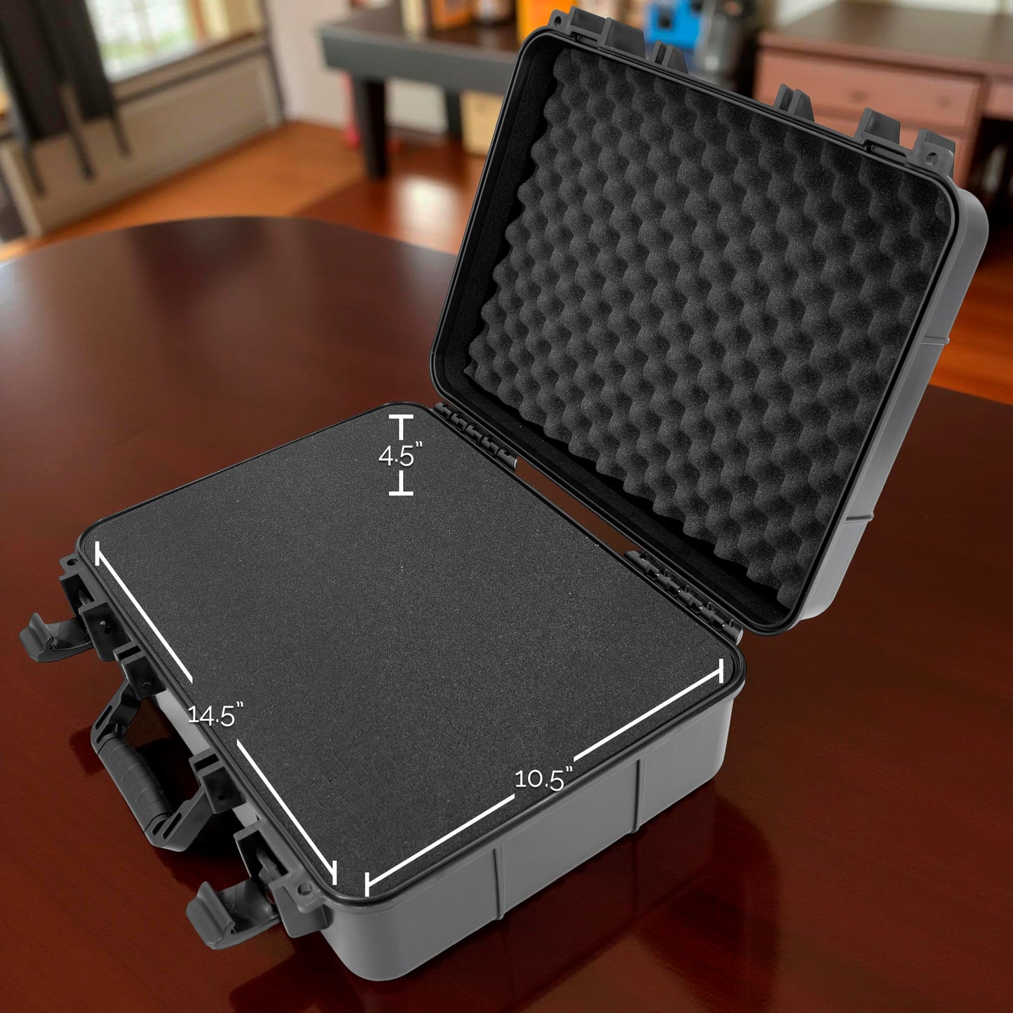 CASEMATIX Projector Hard Case with Customizable Foam Compatible With Epson VS240, EX3240, VS345, VS340, VS335W, EX7240 Pro, EX5240 - Travel Case
