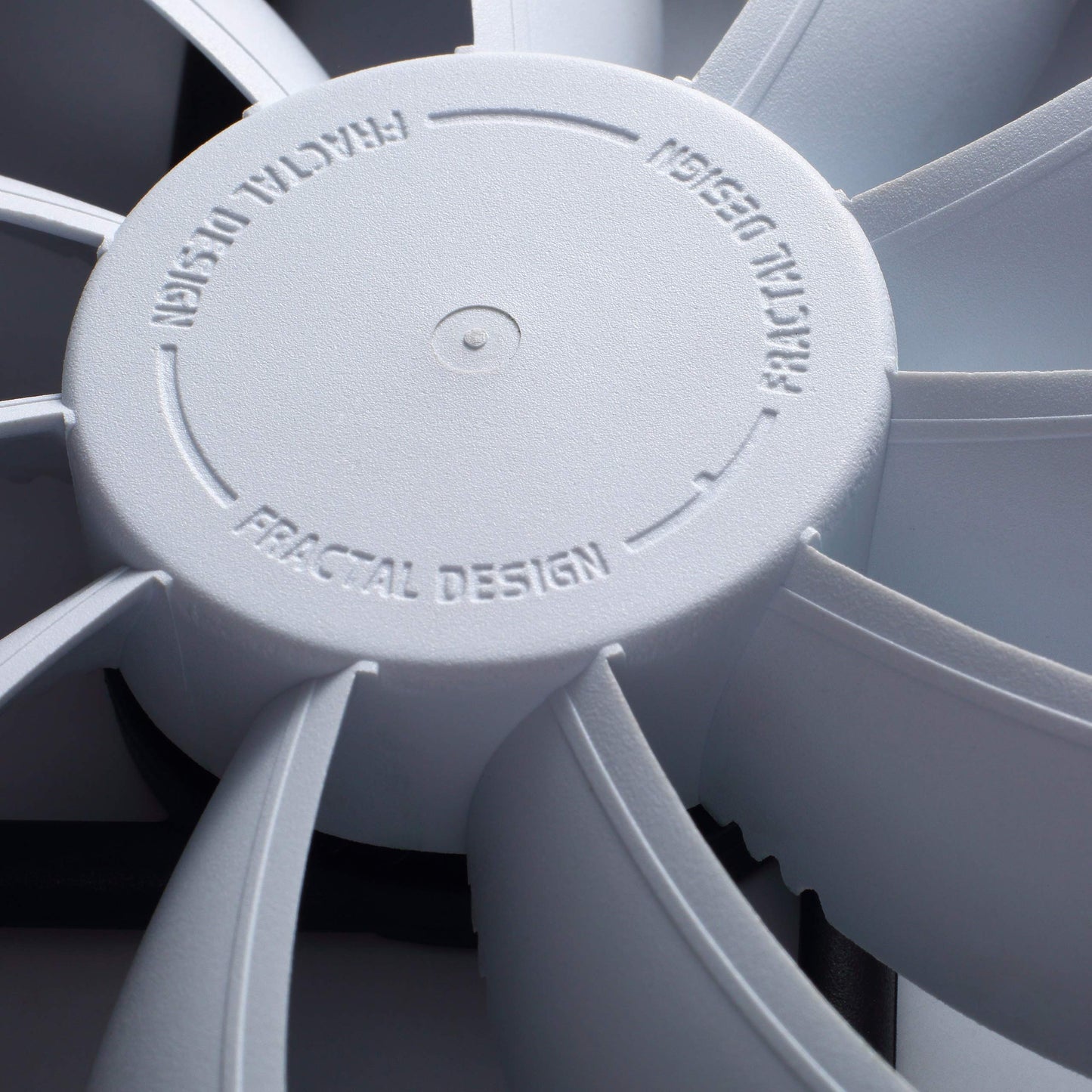 Fractal Design Venturi HF-14 White - Computer Fan - Silent Fan - High Airflow - Long Life Time - FDB-Bearings - Aerodynamically Shaped Struts- 12v