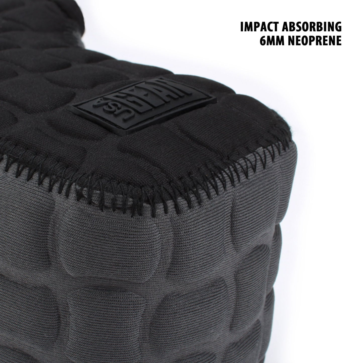 USA Gear Camera Sleeve (Medium) for Compact SLRs Compatible with Canon EOS R100 Nikon Z30 Sony ZV-E10, and more - Padded Neoprene DSLR Case