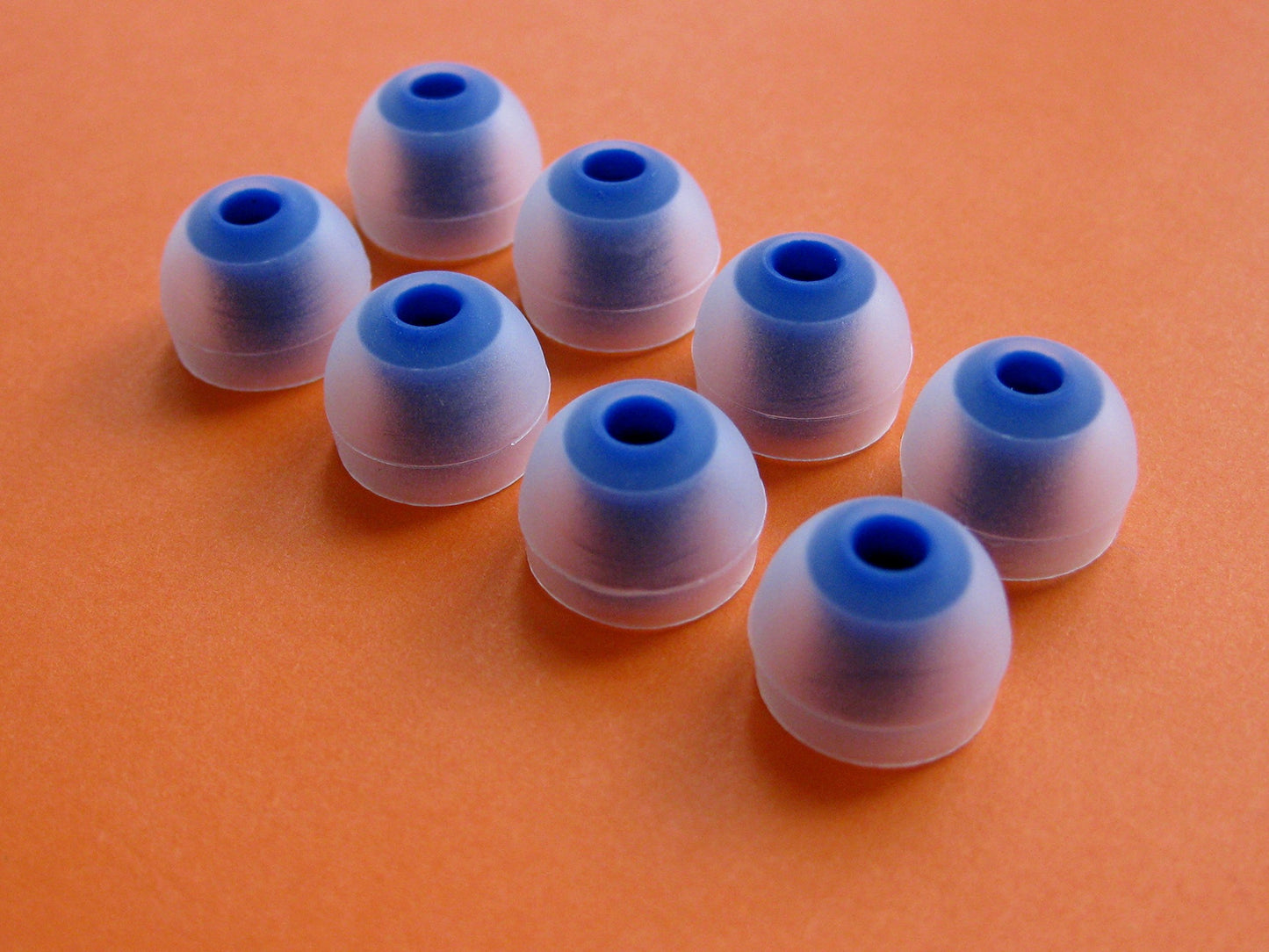 8pcs (CL-BL)- Large (L) Replacement Eartips Earbuds for in Ear Earphones with 6.4mm to 7.4mm Nozzle Attachment