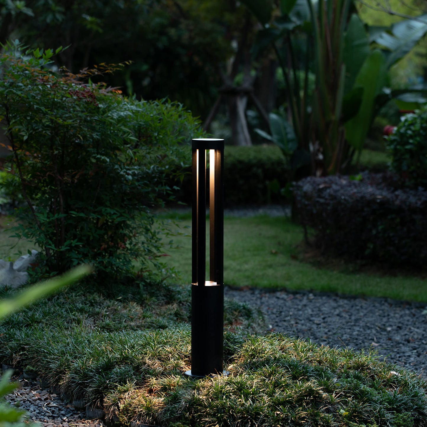 Round Black LED Garden Aluminum Light, Decorative Outdoor Bollard Light for Garden, Pathway, and Driveway
