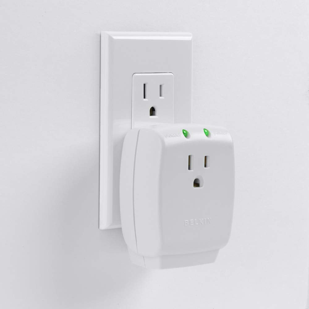 Belkin 1-Outlet Home Series SurgeCube - Grounded Outlet Portable Wall Tap Adapter with Ground & Protected Light Indicators for Office, Charging Brick