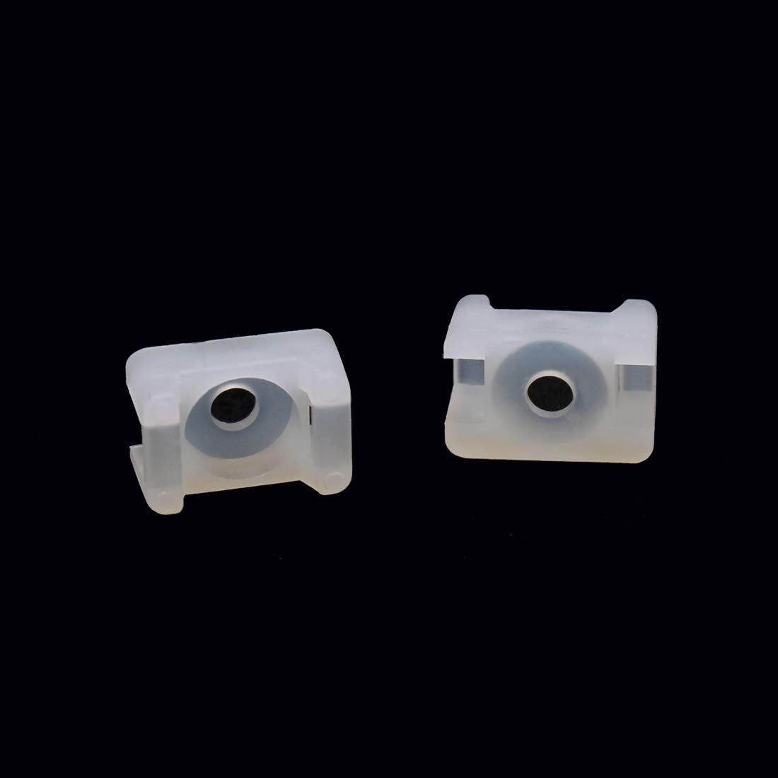 100Pcs 4.5mm Cable Tie Mount Saddle Set, 0.6in Width Saddle Cable Mounts, Plastic Cable Tie Saddle Base, White Cable Tie Mounts Base for Wire