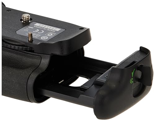 Nikon MB-D14 Multi Battery Power Pack for Nikon D610 and D600 Digital SLR