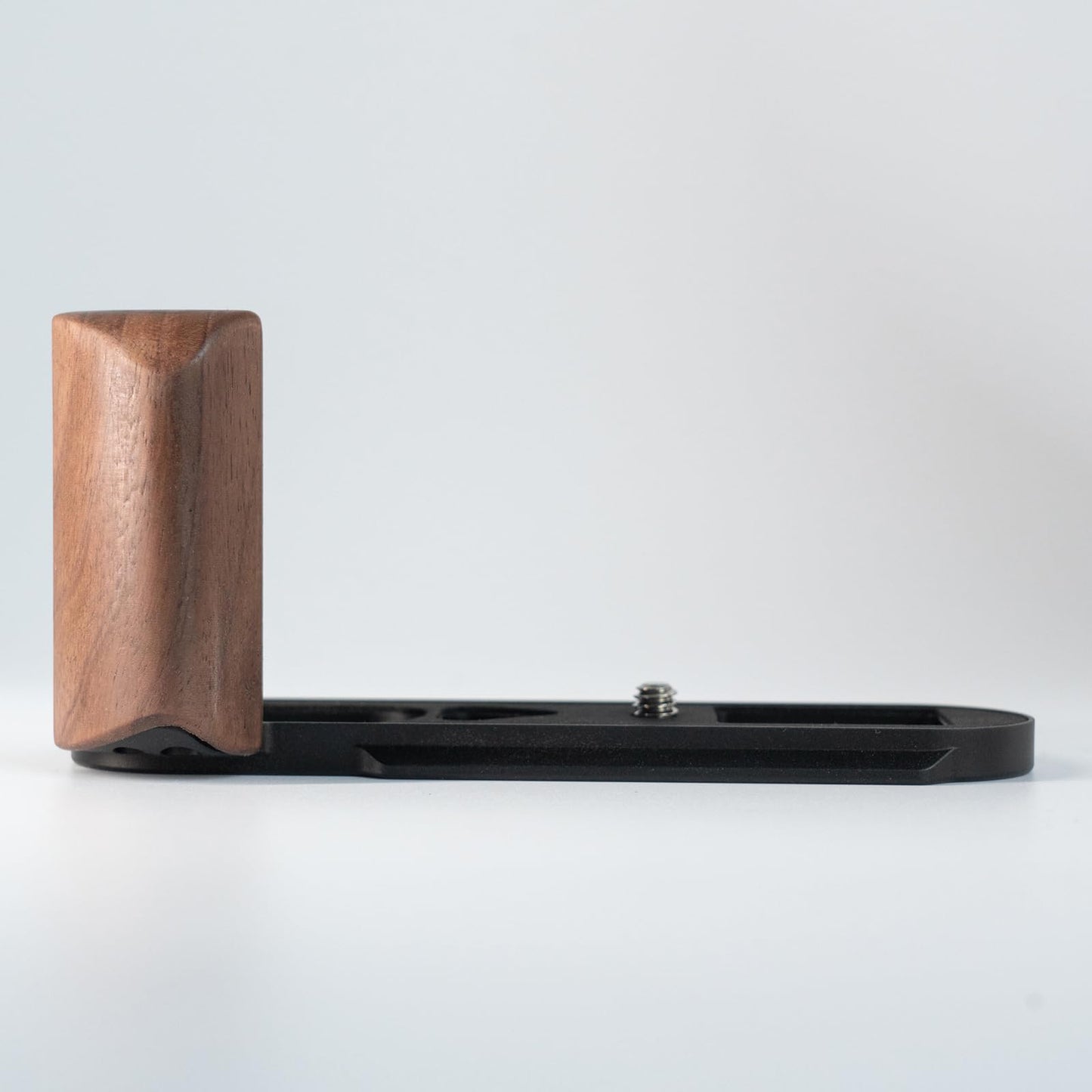 Iborrys L-Shaped Camera Handle ?Compatible with Leica Q3 Camera ?Precious Vintage Solid Wood Grip | Handcrafted by Experienced Artisans (Walnut)