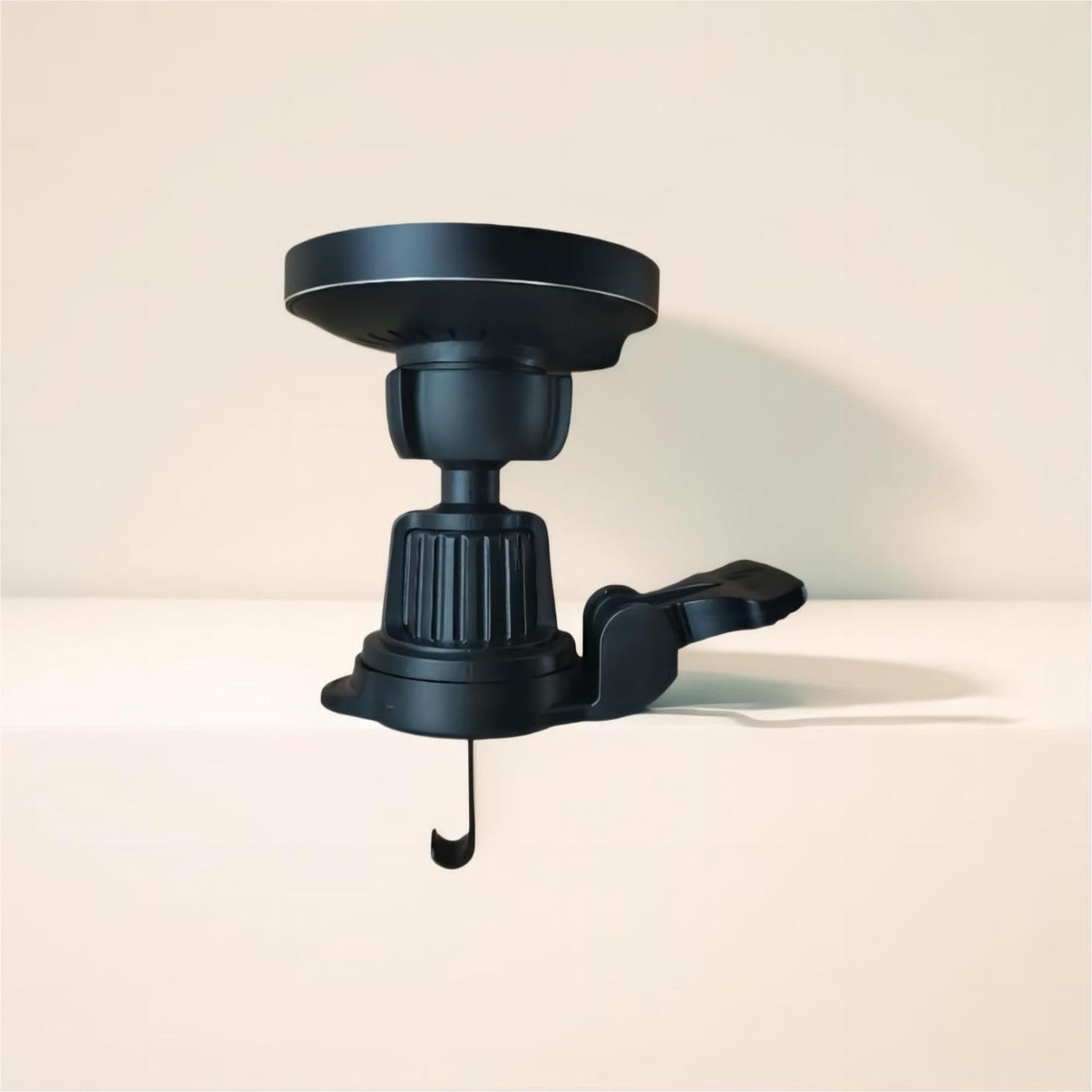 LXQTAO Car Phone Holder - Quick Charging Magnetic Car Mount Suitable for Series 12/13/14/15 - Intelligent Chip with 15W High Power Output
