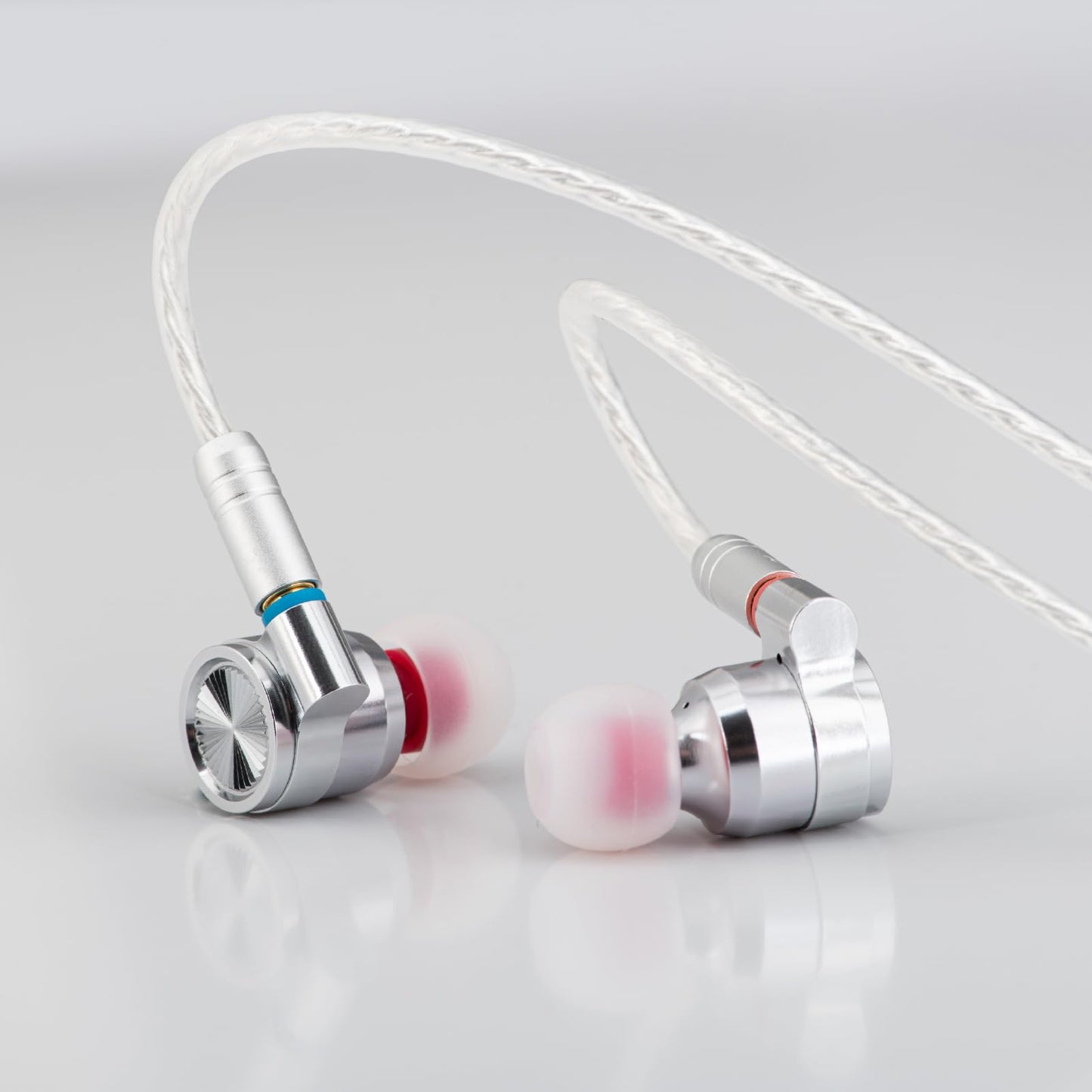 TINHIFI T4 Wired in-Ear Monitor for Musicians and Producers, 10mm Carbon Nanotube Driver, Neutral Tuning, Clear Sound and Balanced Bass, Detachable