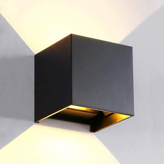 LANFU LED Aluminum Waterproof Outdoor Wall Sconce, 100-277V 3000K Outdoor Cube Square Wall Light Warm Light 2 LEDs Black 6W Outside Wall Lights