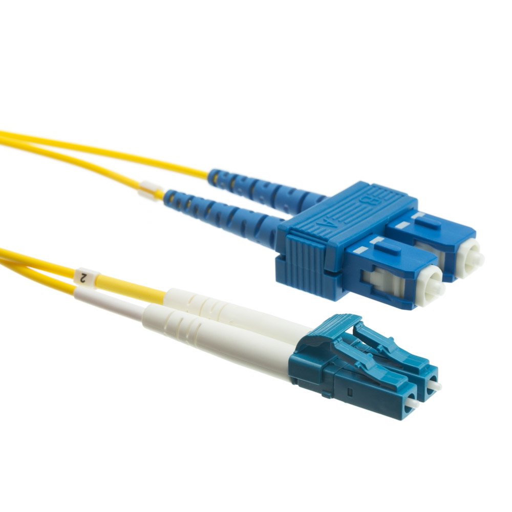 CableWholesale LC to SC OS2 Singlemode Duplex Fiber Patch Cord, 5m/16.5ft