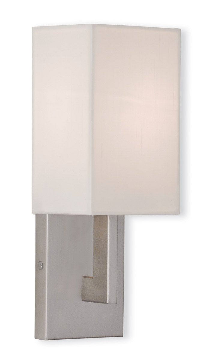 Livex Lighting 51101-91 Transitional One Light Wall Sconce from Hollborn Collection in Pwt, Nckl, B/S, Slvr. Finish, Brushed Nickel