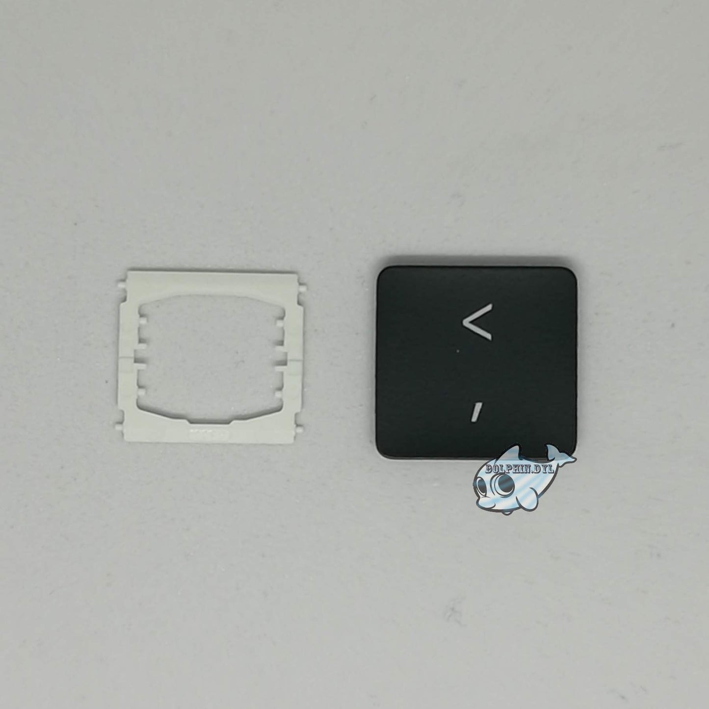 Dolphin.dyl(TM) Replacement Individual Key Cap for US New MacBook Pro A1989 A1990 Key Keyboard(Key Cap with Hinge) (Comma)